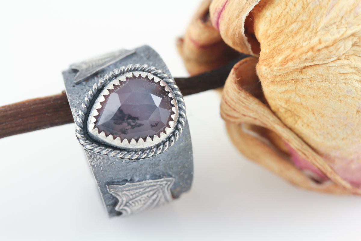 Dendritic Bat Skull Ring: Size 8.5 Creative Dexterity