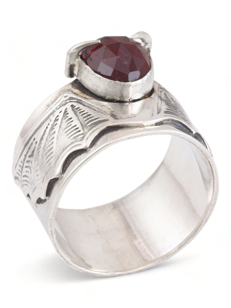 Garnet Crowned Vampire Wide Band Ring Size 9