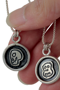 Memento Mori Skull Pendants Circle Framed Creative Dexterity