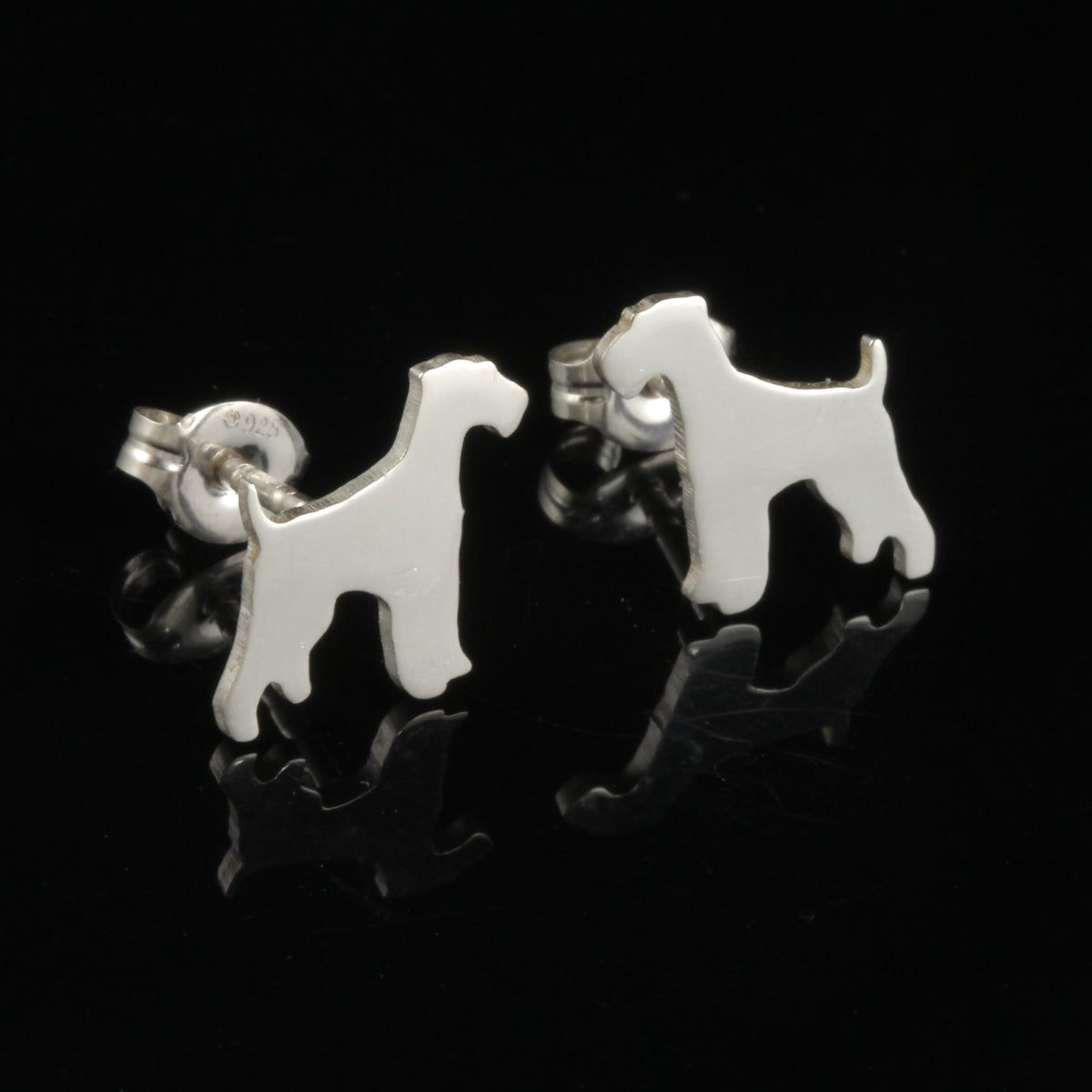 Airedale Terrier Studs Creative Dexterity