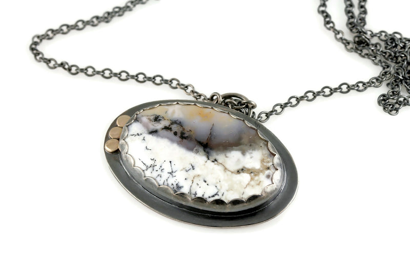 Dendritic Oval Agate with 14k